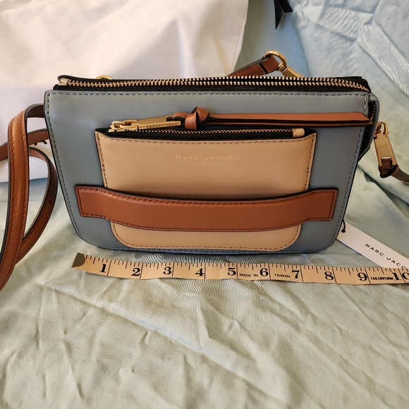 [Brand New] Rare Marc Jacobs  Leather crossbody Dolphin Blue - Picture 9 of 11